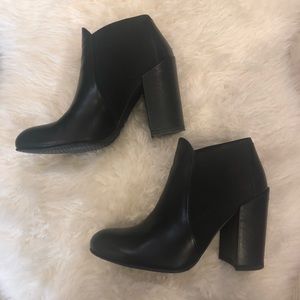 Stuart Weitzman Black Booties